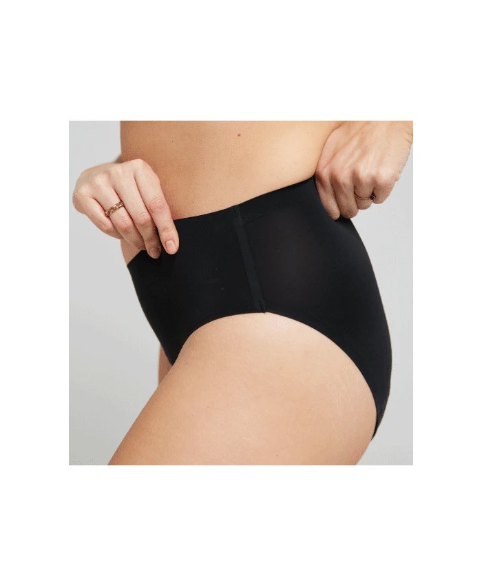 wuka-seamless-midi-brief---medium-flow-5.jpg